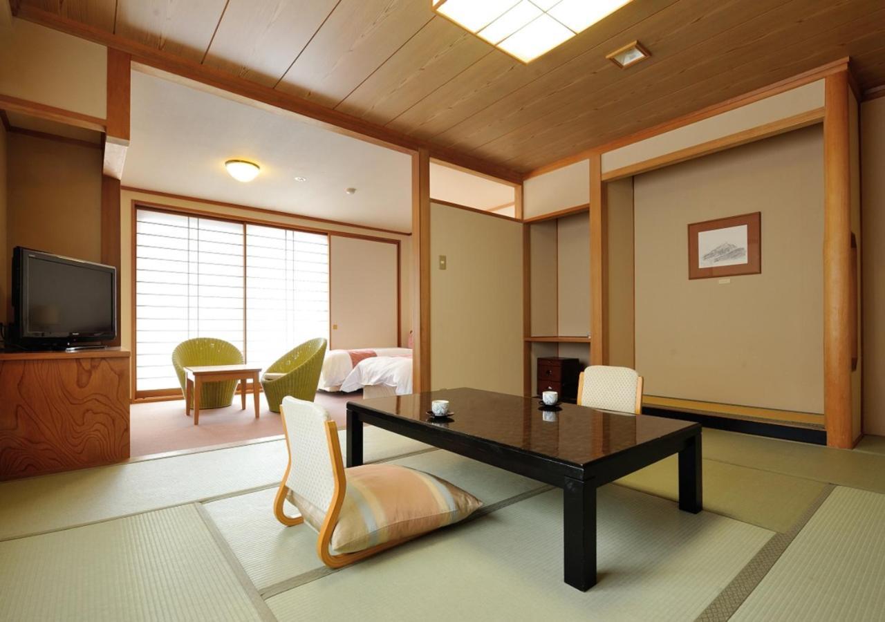 Uematsuya Hotel Ueda Exterior photo